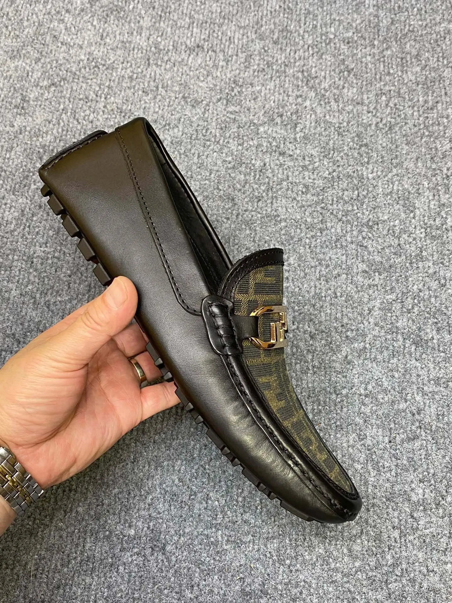 Men's Men's Shoes Men's Men's Shoes 💰700FENDI Fendi Men's Shoes are breathable and comfortable. Original development. Counters copy one to one. Imported cowhide. Niuri. 38 to 44. (can be ordered at 45.46. No returns or exchanges)